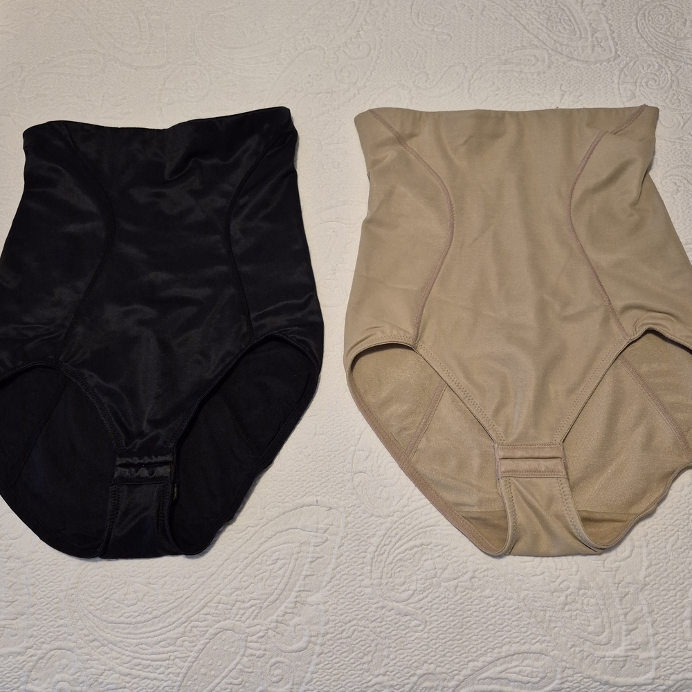 Flexees Black and Tan Shapewear Set